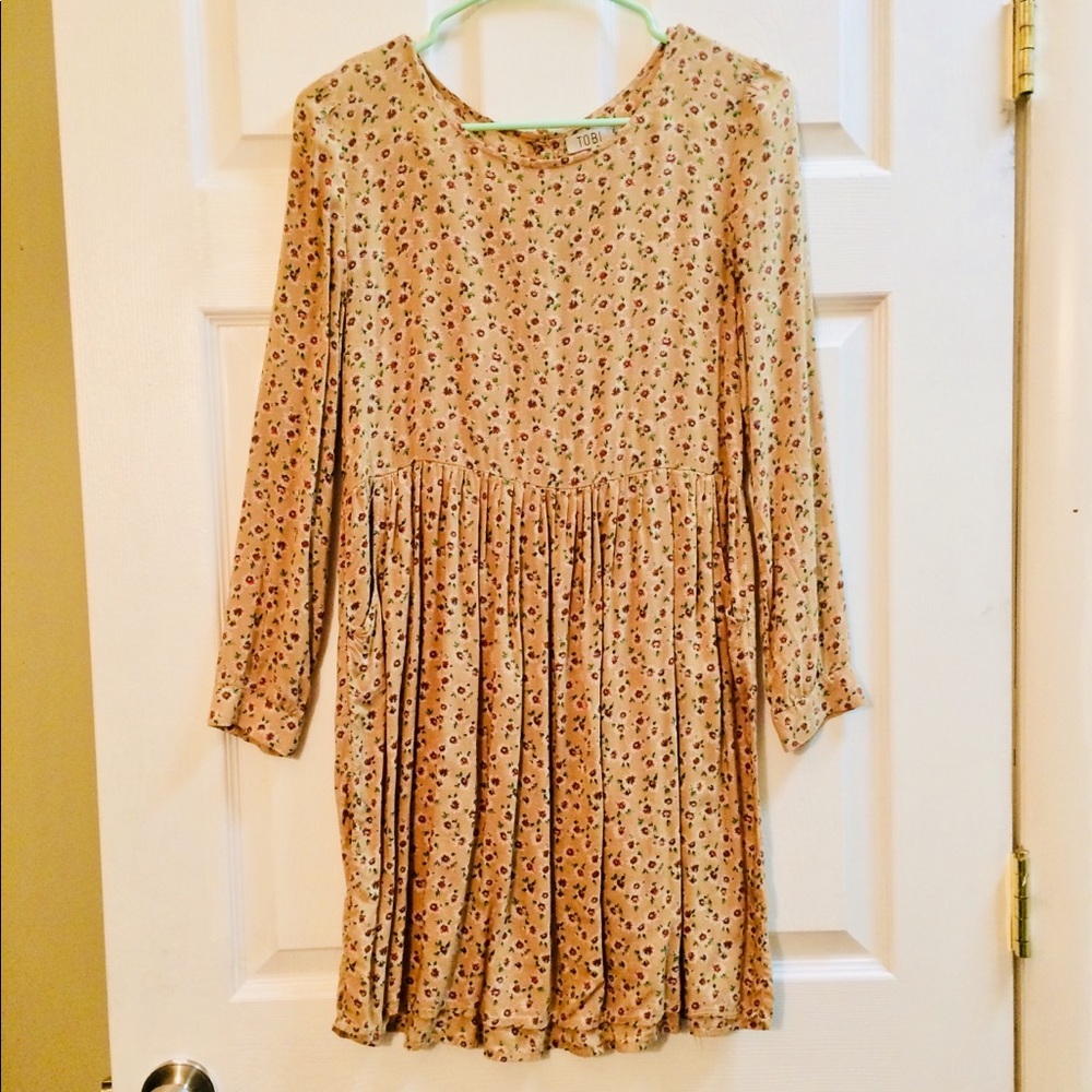Tobi “Don’t Baby Me” dress in Taupe Floral